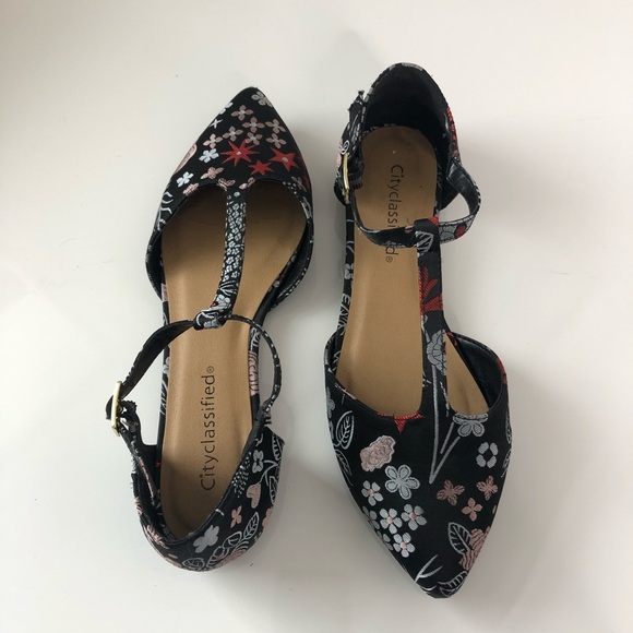 Cityclassified Shoes - 🦋🌙 CITYCLASSIFIED x Flats